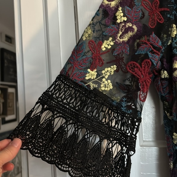 Alexia Admor Embroidered Floral Dress - Picture 3 of 6